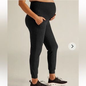 Beyond Yoga Spacedye Beyond the Bump Maternity midi Jogger